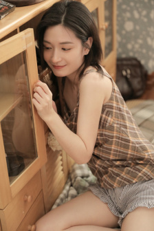 《朋友的未婚妻》HD