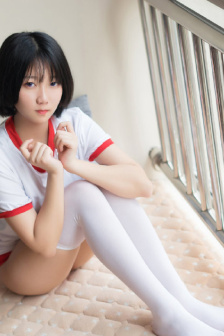 年轻的女朋友在线观看